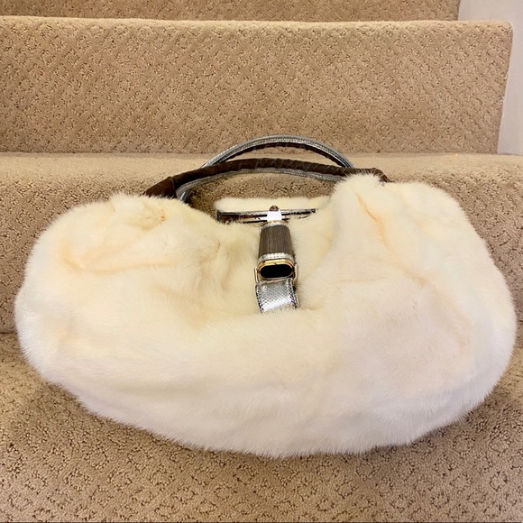 Authentic Fendi vintage fur spy - Picture 4 of 13